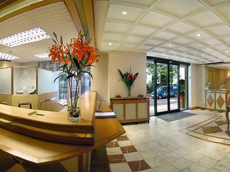 Norfolk Plaza Hotel Londra Exterior foto